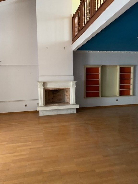 (For Sale) Residential Detached house || Piraias/Piraeus - 277 Sq.m, 5 Bedrooms, 600.000€ 