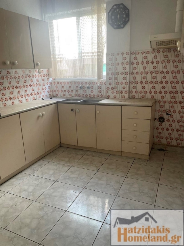 (For Sale) Residential Apartment || Piraias/Piraeus - 74 Sq.m, 3 Bedrooms, 130.000€ 