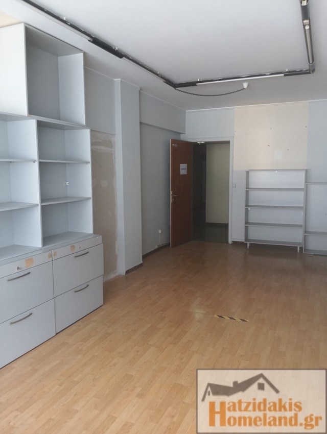 (For Rent) Commercial Office || Piraias/Piraeus - 60 Sq.m, 400€ 