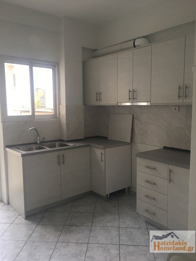 (For Sale) Residential Apartment || Piraias/Piraeus - 100 Sq.m, 3 Bedrooms, 230.000€ 