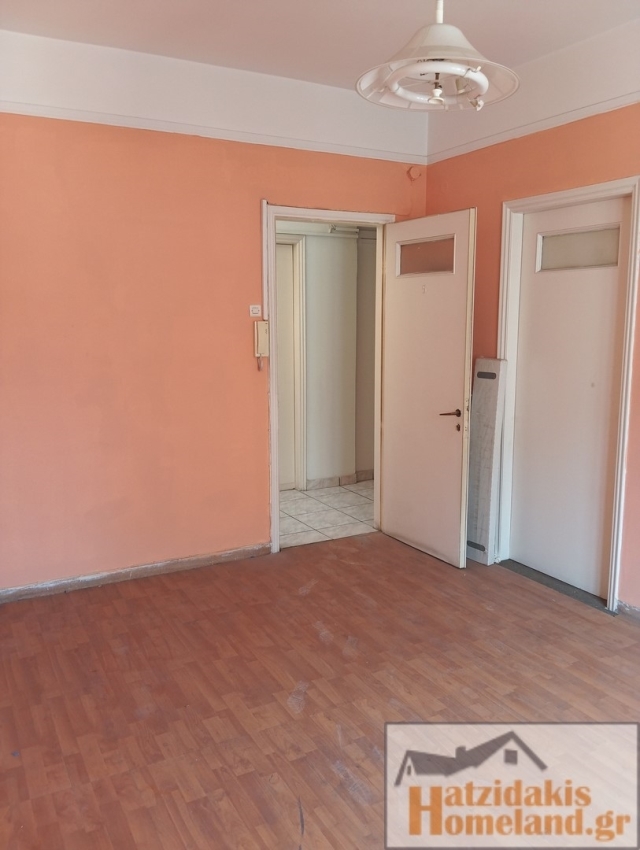 (For Rent) Commercial Office || Piraias/Piraeus - 18 Sq.m, 150€ 