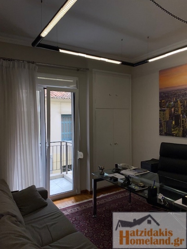 (For Sale) Commercial Office || Piraias/Piraeus - 101 Sq.m, 240.000€ 