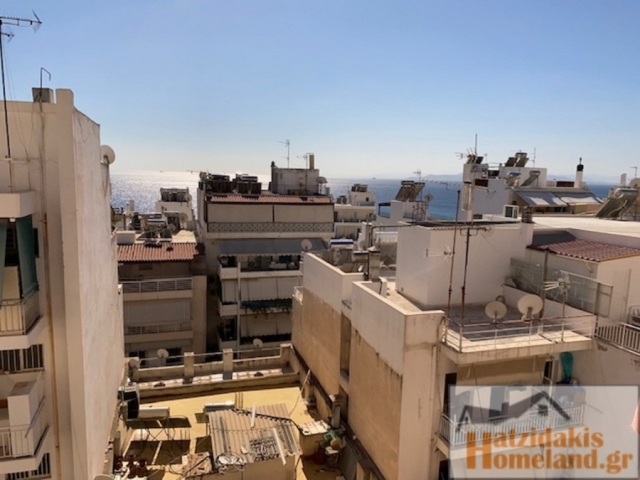 (For Sale) Residential Floor Apartment || Piraias/Piraeus - 90 Sq.m, 3 Bedrooms, 400.000€ 