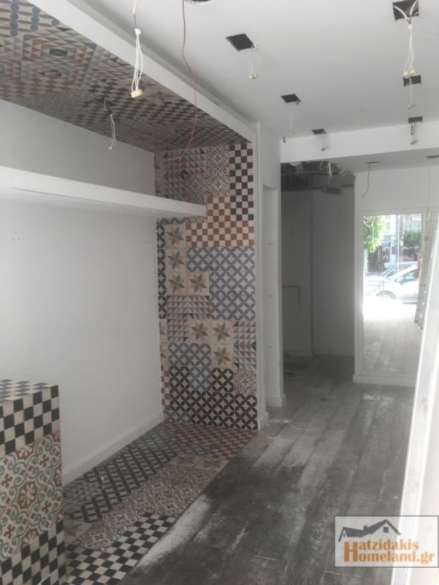 (For Sale) Commercial Retail Shop || Piraias/Piraeus - 35 Sq.m, 460.000€ 