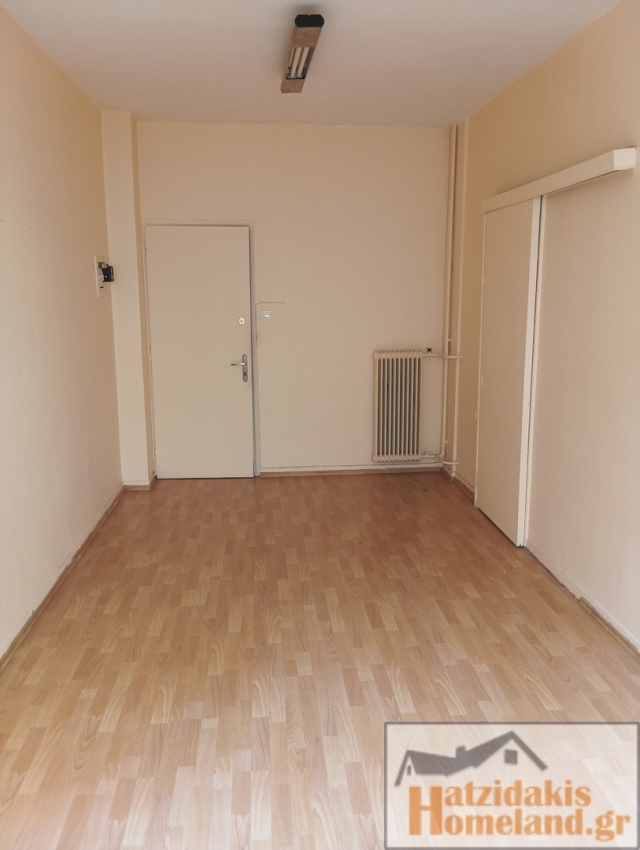 (For Rent) Commercial Office || Piraias/Piraeus - 21 Sq.m, 140€ 